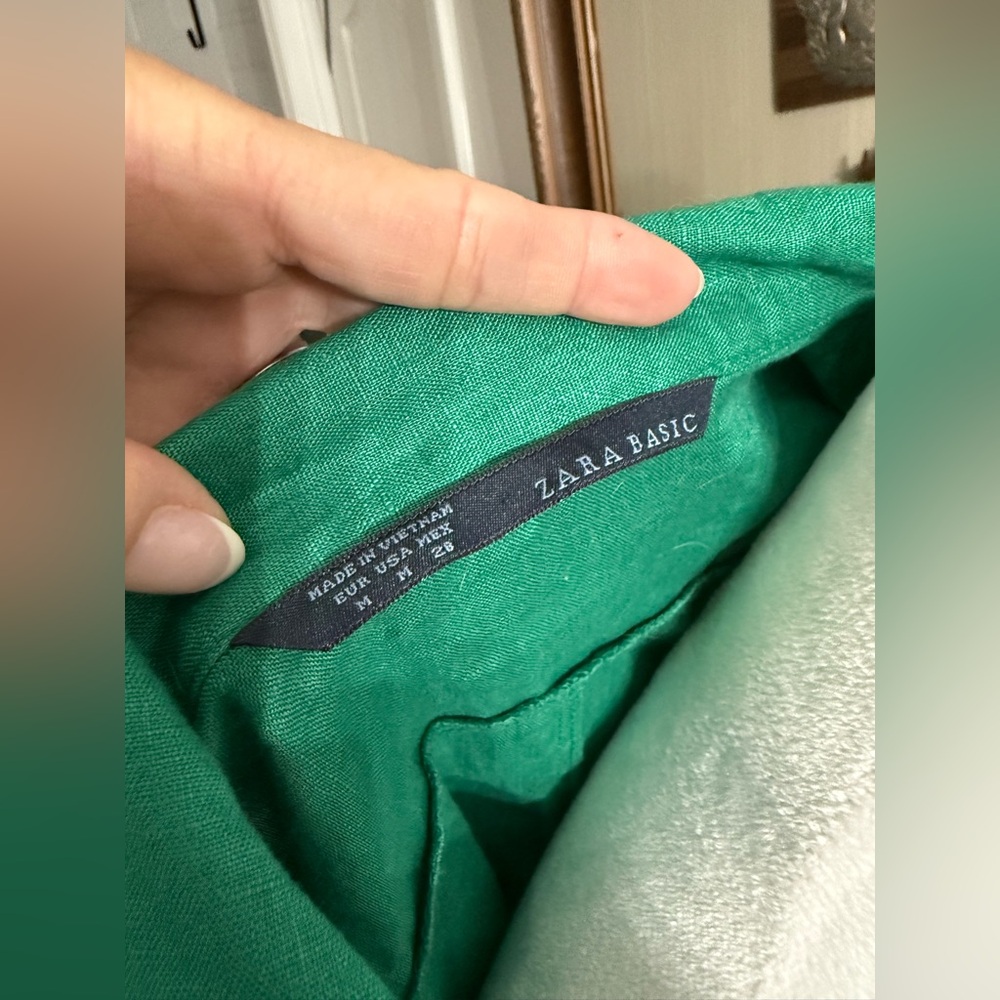 Zara Basic Emerald Green Tunic Top with pockets - image 5